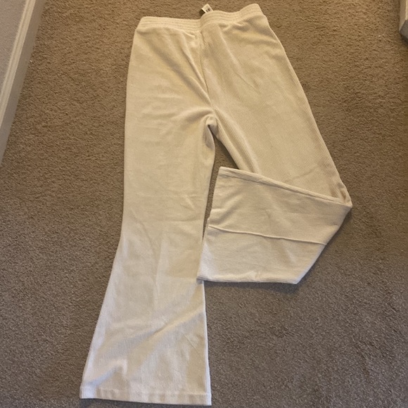 Aerie ribbed flare sweatpants. New with the tag still on. - Picture 4 of 4